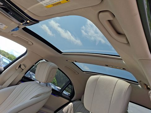 Used 2023 Mercedes-Benz S 500 4MATIC image 13