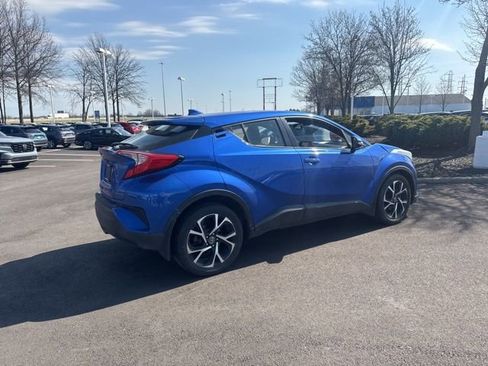 Used 2018 Toyota C-HR XLE FWD image 10