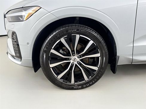 Used 2024 Volvo XC60 B5 Plus w/ Protection Package Premier AWD/4WD image 28