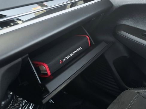 Used 2024 Mitsubishi Outlander Ralliart image 60