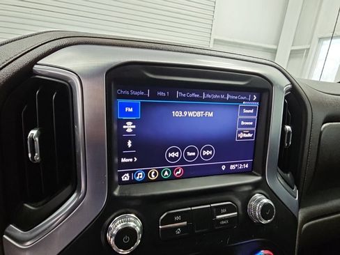 Used 2019 GMC Sierra 1500 SLT w/ SLT Premium Package AWD/4WD image 16