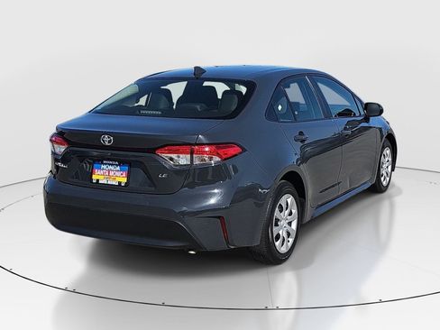 Used 2023 Toyota Corolla LE w/ Carpet Mat Package (TMS) FWD image 5