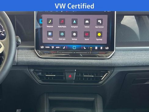 Used 2025 Volkswagen Tiguan S image 24