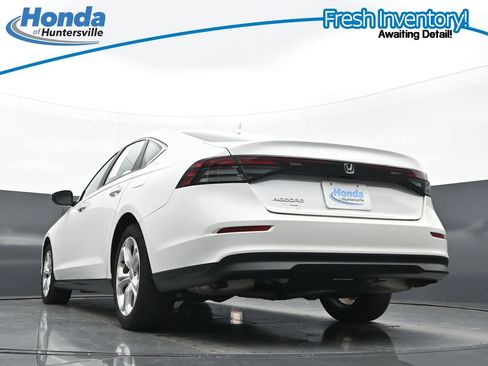 Used 2024 Honda Accord LX image 31