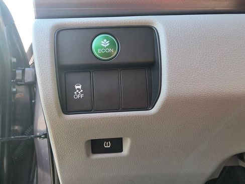 Used 2013 Honda Accord LX image 34