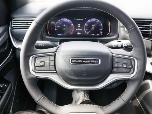 New 2026 Jeep Grand Wagoneer 4WD image 31