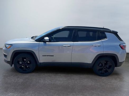 Used 2019 Jeep Compass Altitude image 8