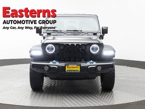 Used 2023 Jeep Wrangler Unlimited w/ Cold Weather Group AWD/4WD image 2