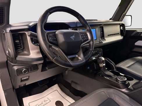 Certified 2021 Ford Bronco Outer Banks w/ Sasquatch Package image 9