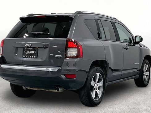 Used 2016 Jeep Compass High Altitude FWD image 2
