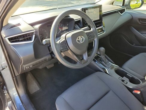 Used 2025 Toyota Corolla LE image 15