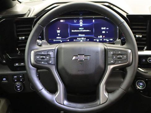 Used 2025 Chevrolet Silverado 1500 ZR2 w/ Technology Package image 22