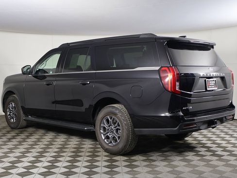 Used 2025 Ford Expedition Max Active image 9