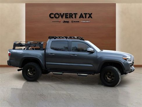 Used 2023 Toyota Tacoma TRD Off-Road image 6