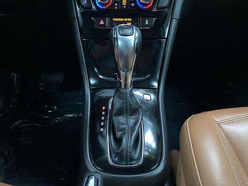 Used 2017 Buick Encore Premium image 21