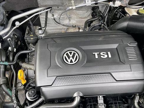 Used 2023 Volkswagen Atlas Cross Sport SEL R-Line image 33