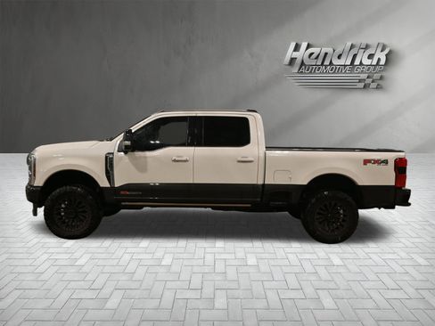 Used 2024 Ford F250 King Ranch AWD/4WD image 6