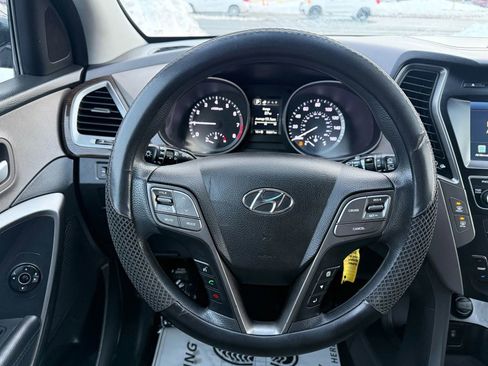 Used 2017 Hyundai Santa Fe Sport image 13
