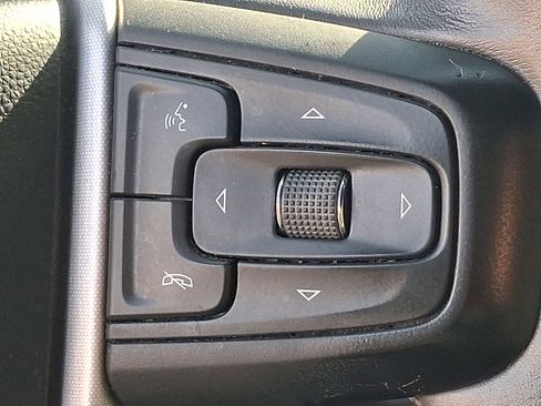 Used 2021 GMC Yukon SLE AWD/4WD image 22