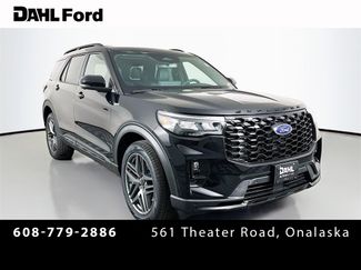 New 2026 Ford Explorer ST-Line w/ ST-Line Street Pack video 1