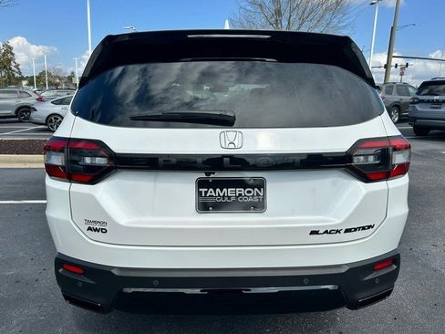 New 2026 Honda Pilot Black Edition image 11