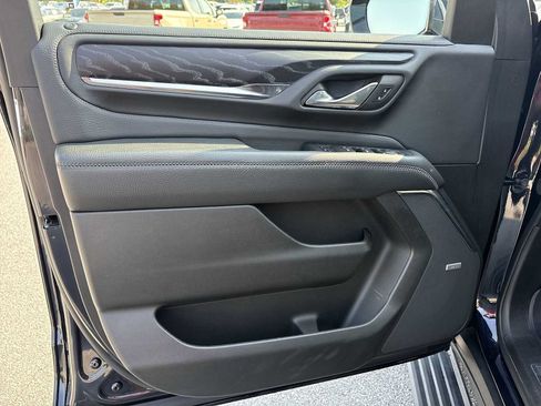 Used 2023 GMC Yukon Denali AWD/4WD image 23