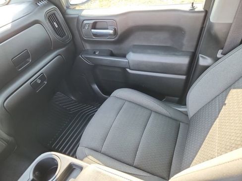 Certified 2022 Chevrolet Silverado 1500 Custom RWD image 13