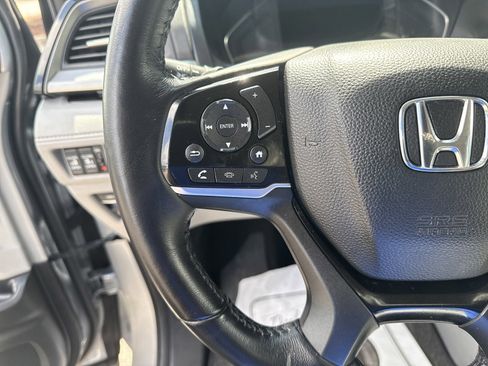 Used 2023 Honda Odyssey Touring image 17