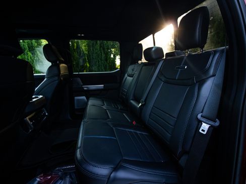 Used 2026 Ford F250 Platinum AWD/4WD image 31