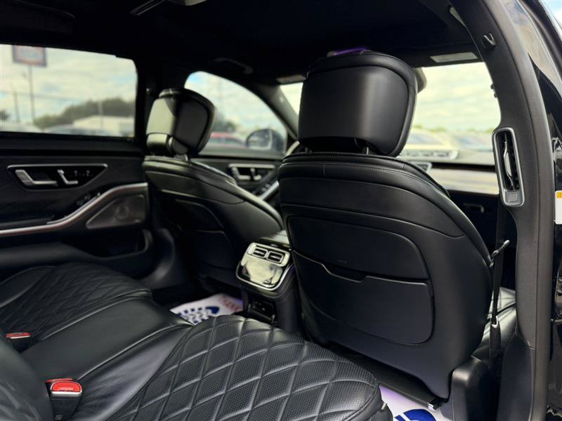 Used 2022 Mercedes-Benz S 580 4MATIC Sedan w/ Rear Seat Package image 56