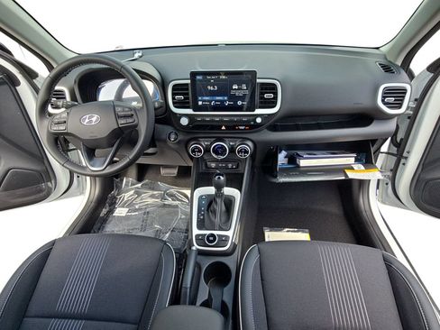 New 2026 Hyundai Venue SEL FWD image 35