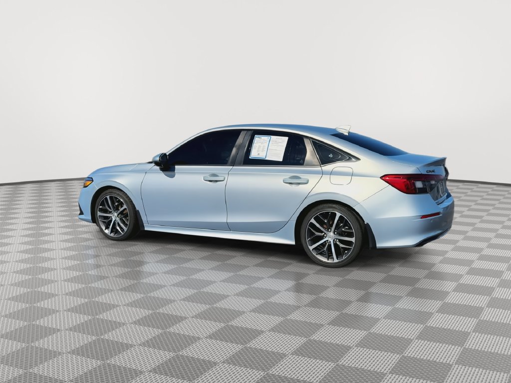 Used 2022 Honda Civic Touring image 6