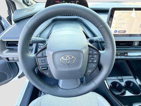 Used 2026 Toyota Prius Limited image 39