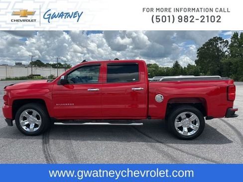 Used 2018 Chevrolet Silverado 1500 Custom w/ Custom Value Package RWD image 8