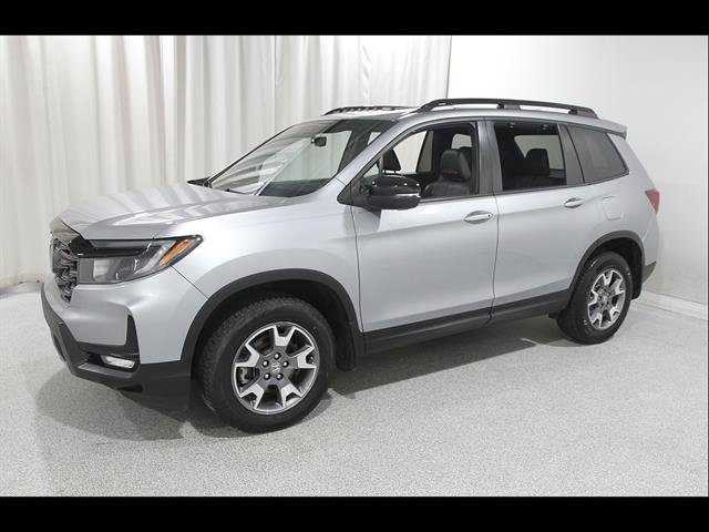 Used 2022 Honda Passport TrailSport image 3