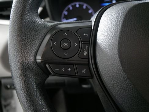 Used 2023 Toyota Corolla LE image 27