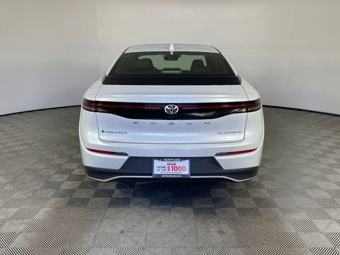 Used 2026 Toyota Crown Platinum AWD/4WD image 16