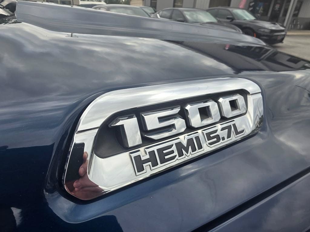 Used 2019 RAM 1500 Laramie AWD/4WD image 21