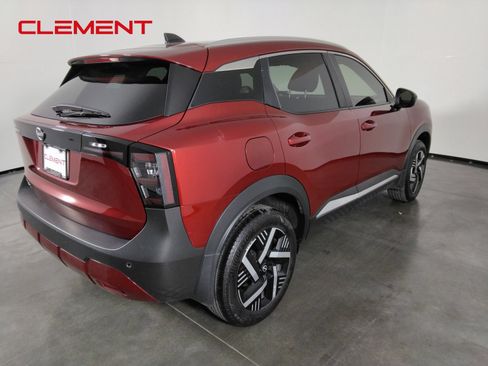 Used 2026 Nissan Kicks SV FWD image 4