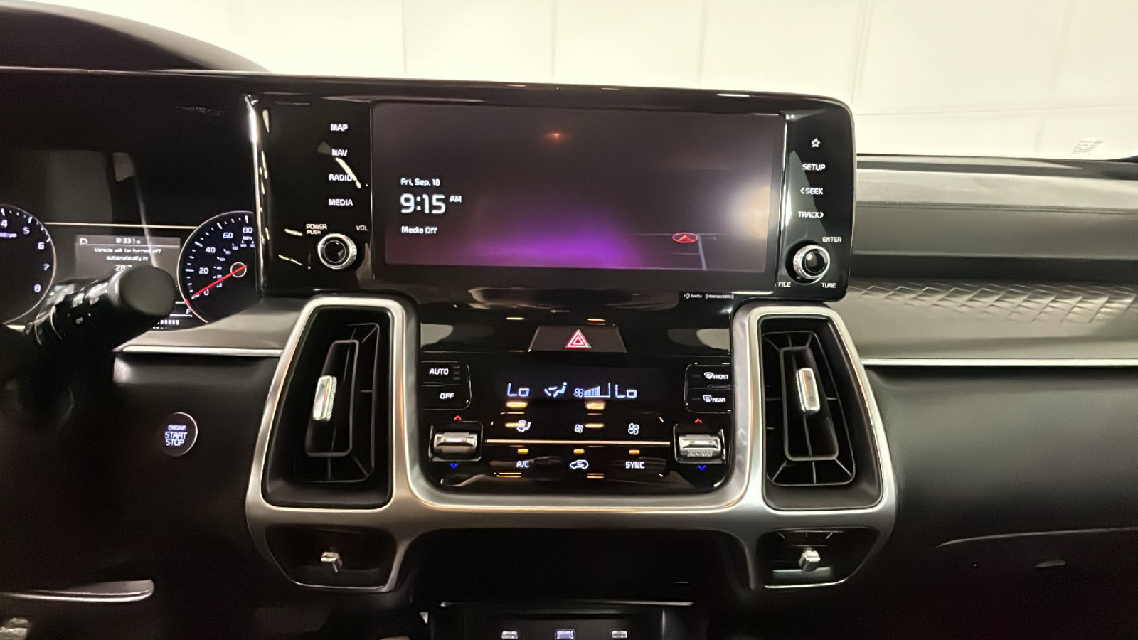 Used 2022 Kia Sorento S FWD image 28