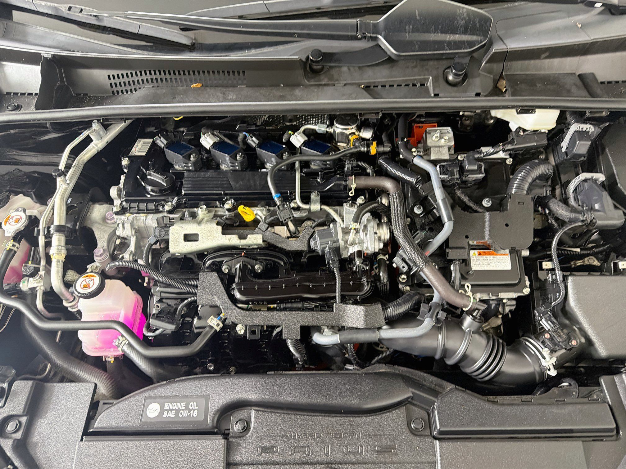 Used 2024 Toyota Prius LE FWD image 30
