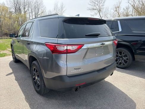 Used 2019 Chevrolet Traverse LT FWD image 8