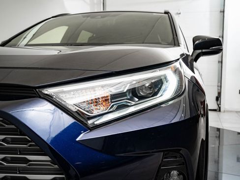 Used 2019 Toyota RAV4 XSE w/ XSE Weather Package image 15