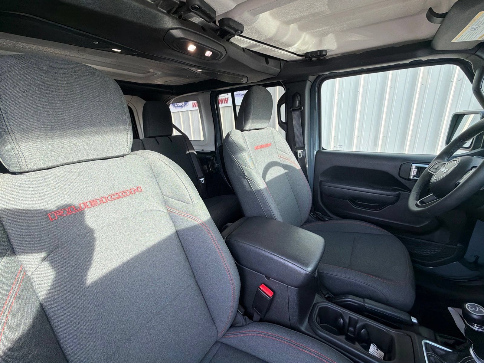 Used 2026 Jeep Wrangler Unlimited Rubicon AWD/4WD image 8