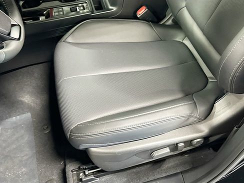 New 2026 Subaru Outback Limited AWD/4WD image 18