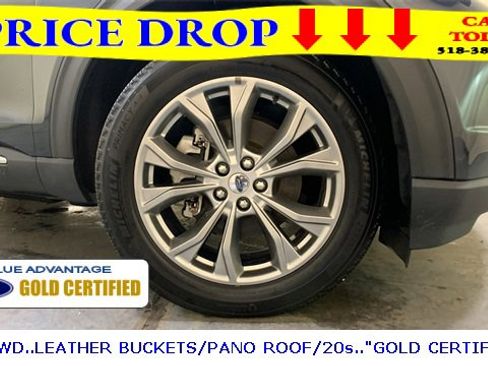 Certified 2022 Ford Explorer XLT w/ Equipment Group 202A image 10