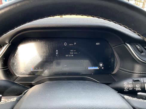 Certified 2022 Jeep Grand Cherokee Limited image 24