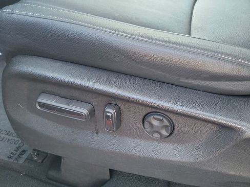 Used 2024 Honda Odyssey Touring image 17