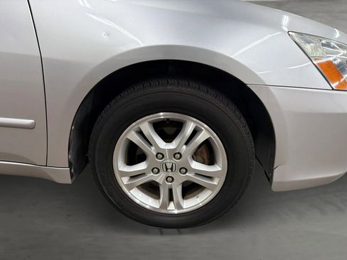 Used 2007 Honda Accord SE image 17