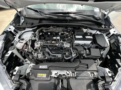 Certified 2024 Toyota Corolla Cross XLE w/ Convenience Package AWD/4WD image 33